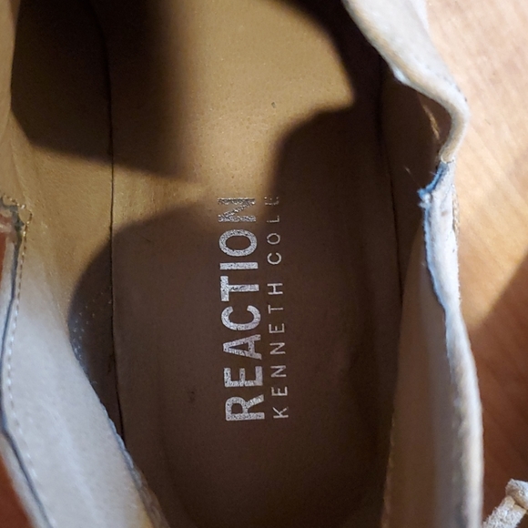 Kenneth Cole Reaction Women's Side Skip Bo… - Picture 5 of 6